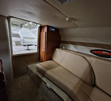 RINKER 230 ECC, cuddy cabin, 2011, Sprzedana